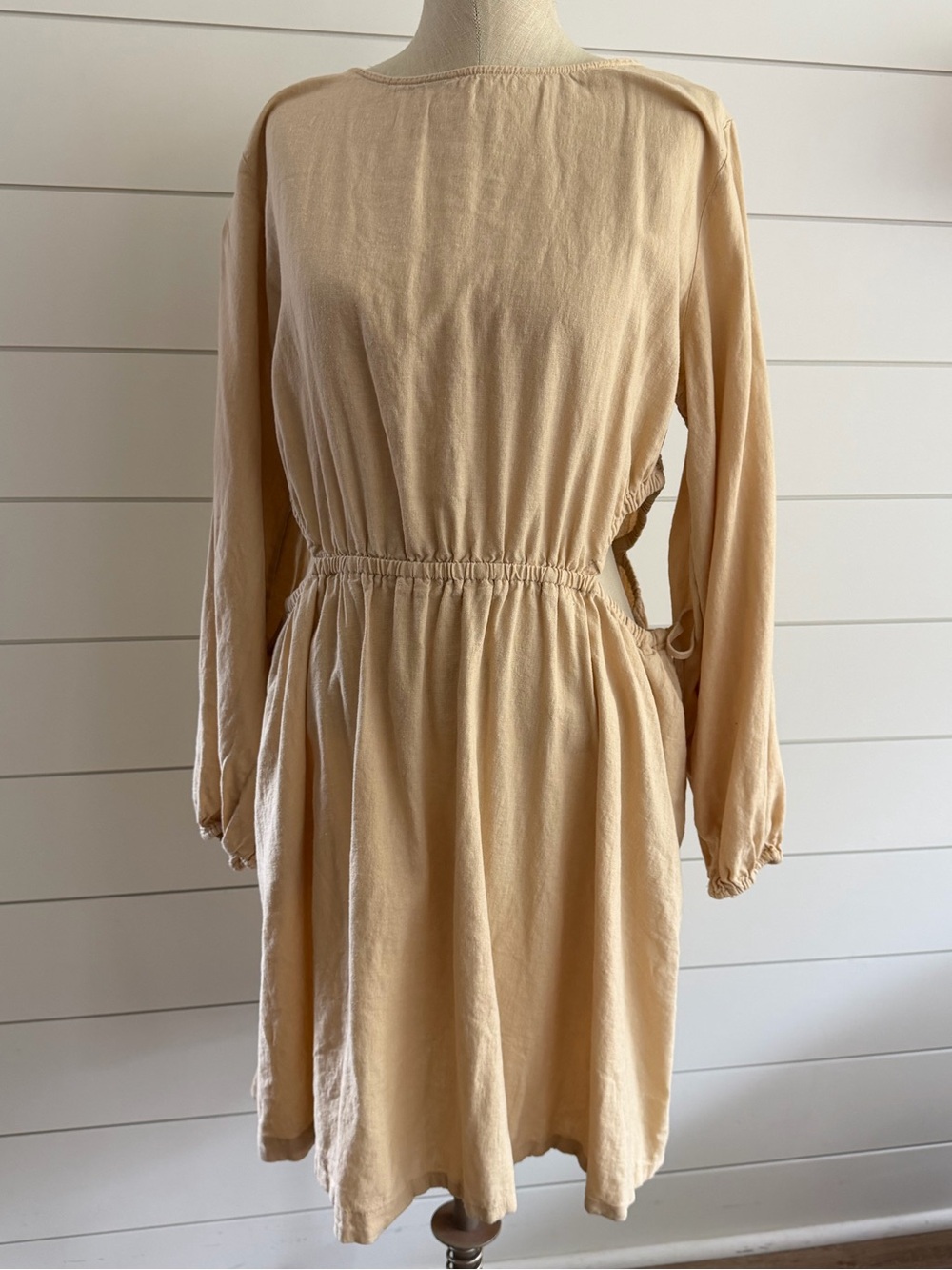 Universal Thread Cream Long-Sleeve Elastic Waist Dress
